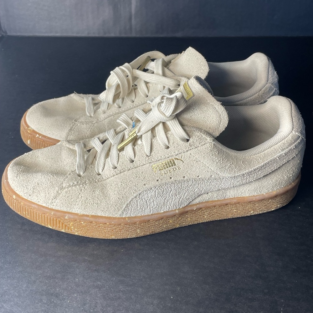 Puma Suede Women’s Size 8